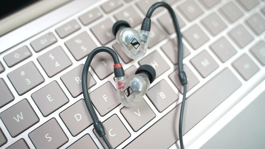 What-Makes-the-Best-Shooting-Earbuds GLORYFIRE®