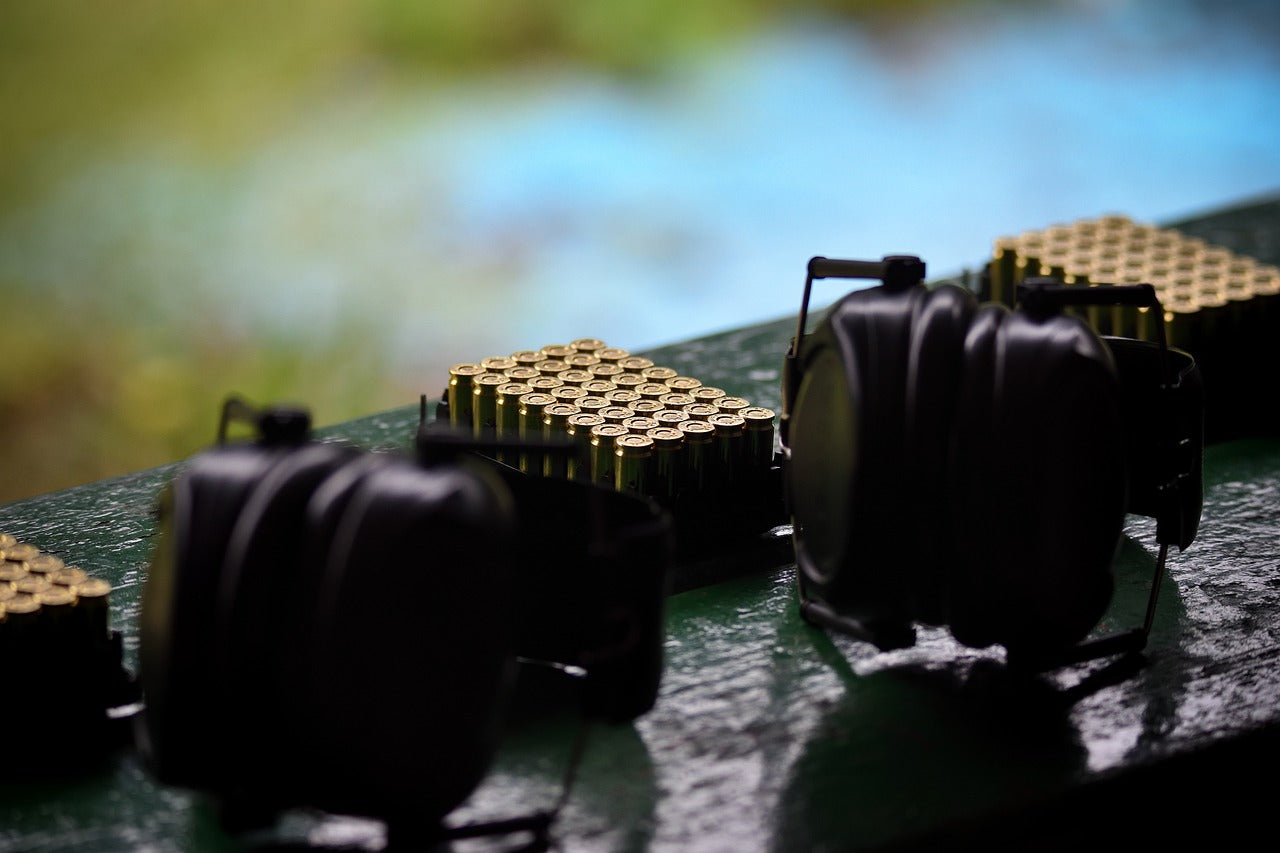 Should-I-Use-Shooting-Earbuds-in-an-Indoor-Range GLORYFIRE®